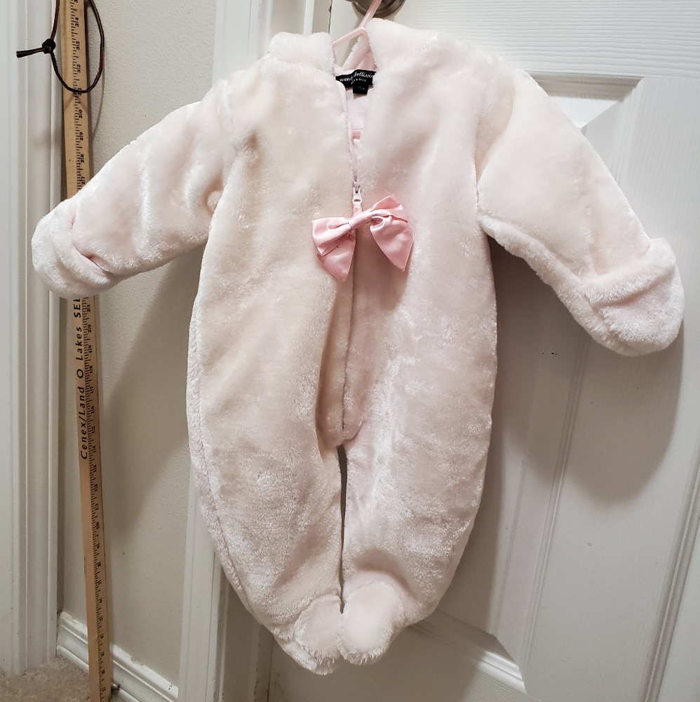 Wendy Bellissimo‎ Baby Girl Pink Bunting Suit 6 mo.